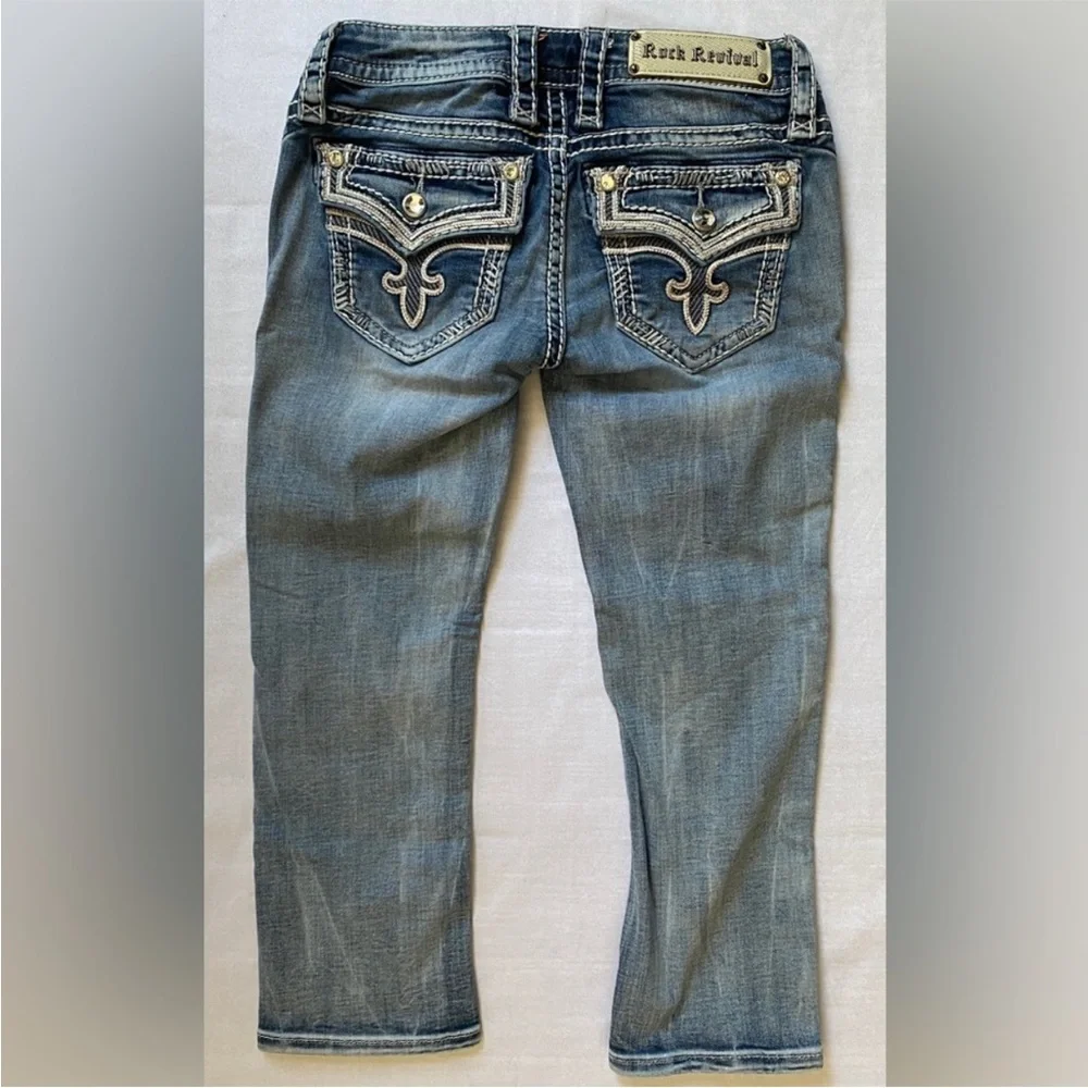Rock Revival Ena Capri Jeans Style: RJ8469P23 Color: Ena P23 - Picture 12 of 12